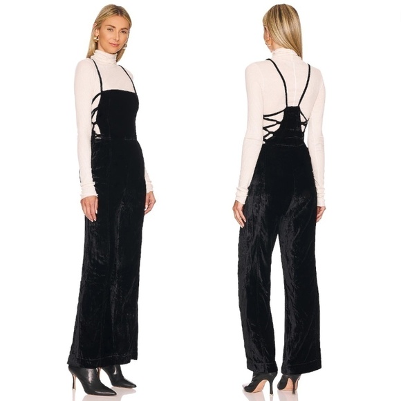 FREE People 90s Forever Overall Black Velvet Wide Leg Jumpsuit - Size Large - Picture 2 of 12